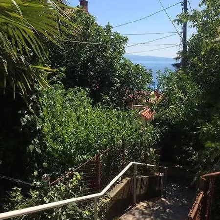 In 30517 *